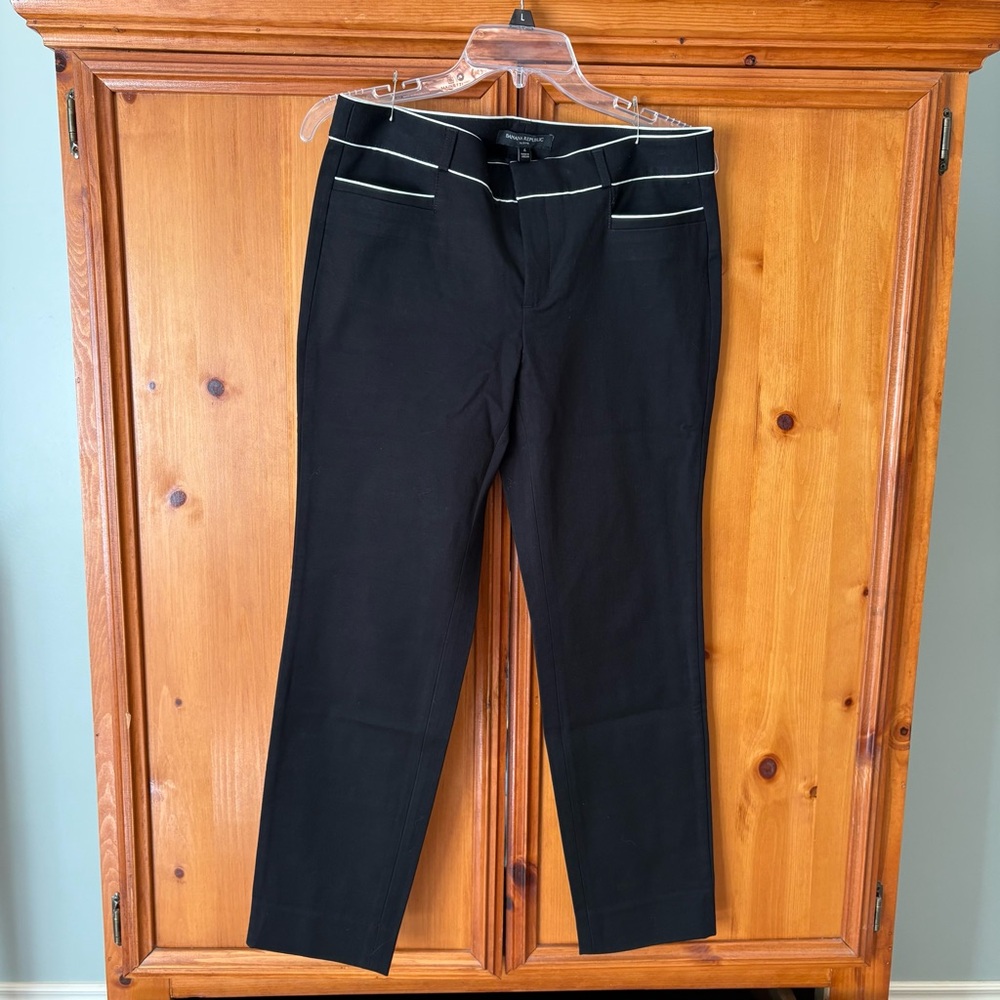 Banana Republic Black Cropped Dress Pants with White Piping